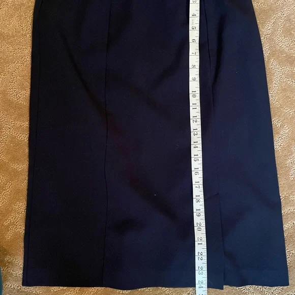 NAVY BLUE LINED PENCIL SKIRT - Picture 7 of 10